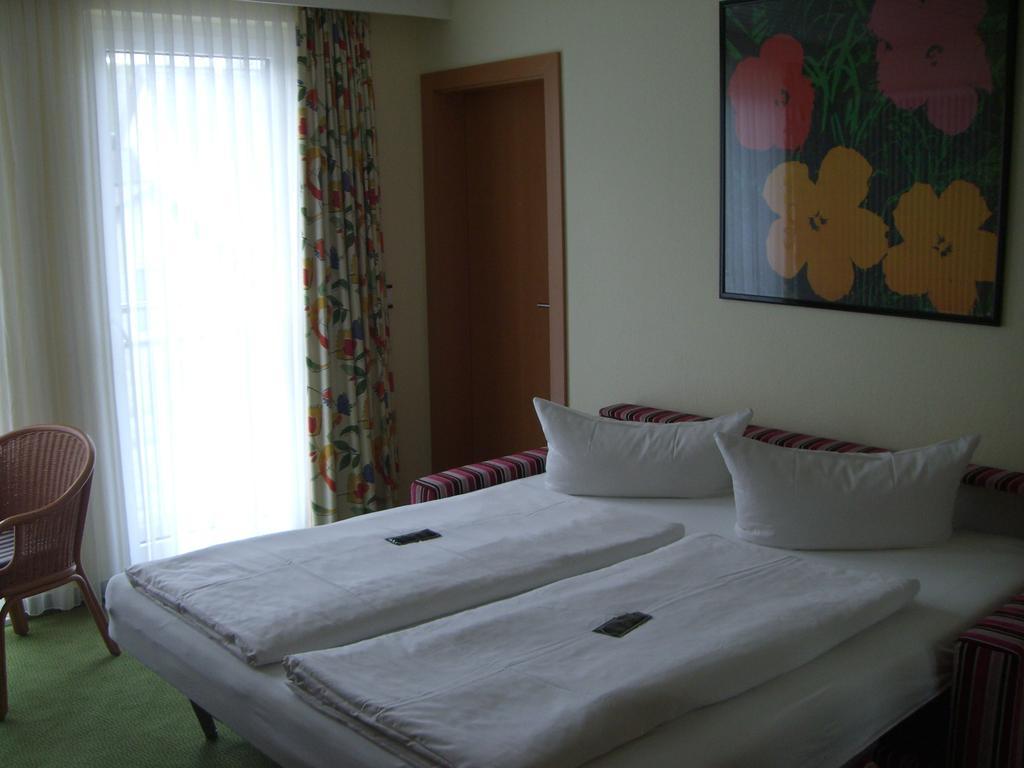 Hotel Garni Elegant Willingen  Szoba fotó